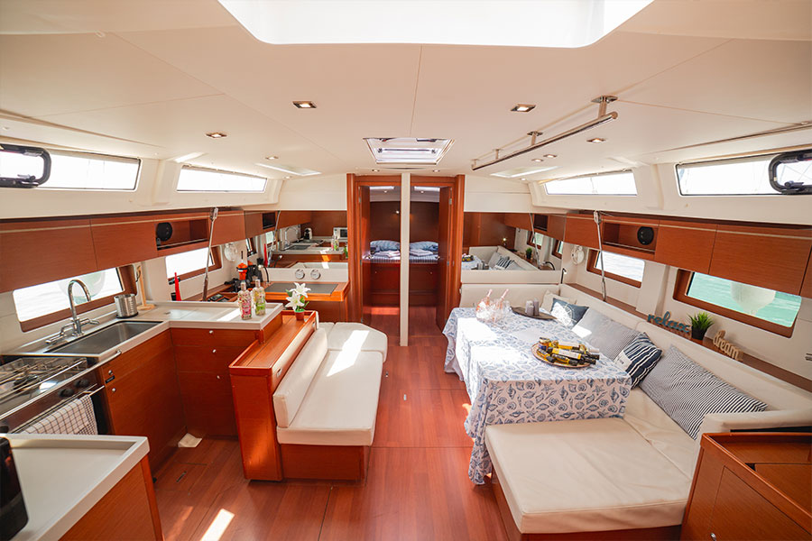 Aeolian Muse - Oceanis 51.1