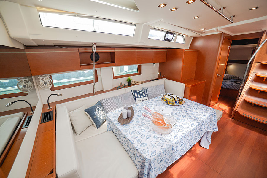 Aeolian Muse - Oceanis 51.1