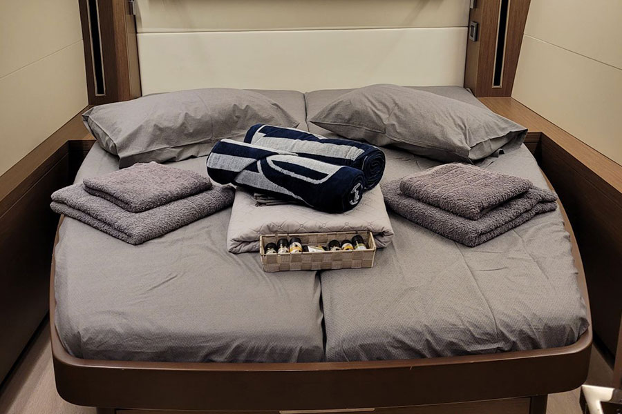 Aeolian Myth - Lagoon 50